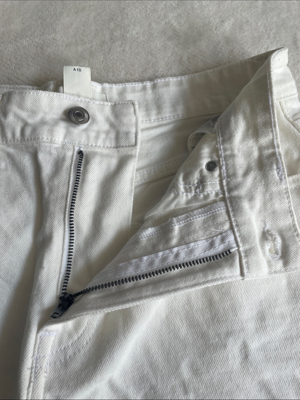 H&M White Denim Shorts - Picture 4 of 6